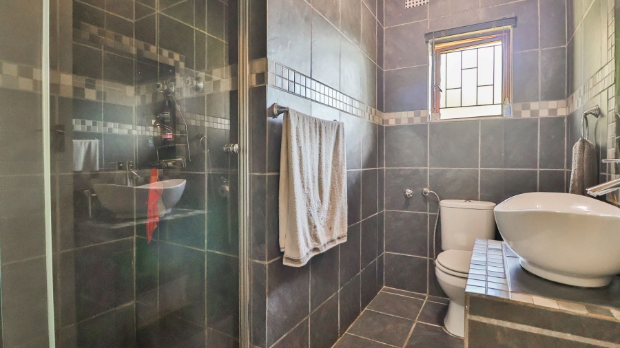 4 Bedroom Property for Sale in Sedgefield Central Western Cape